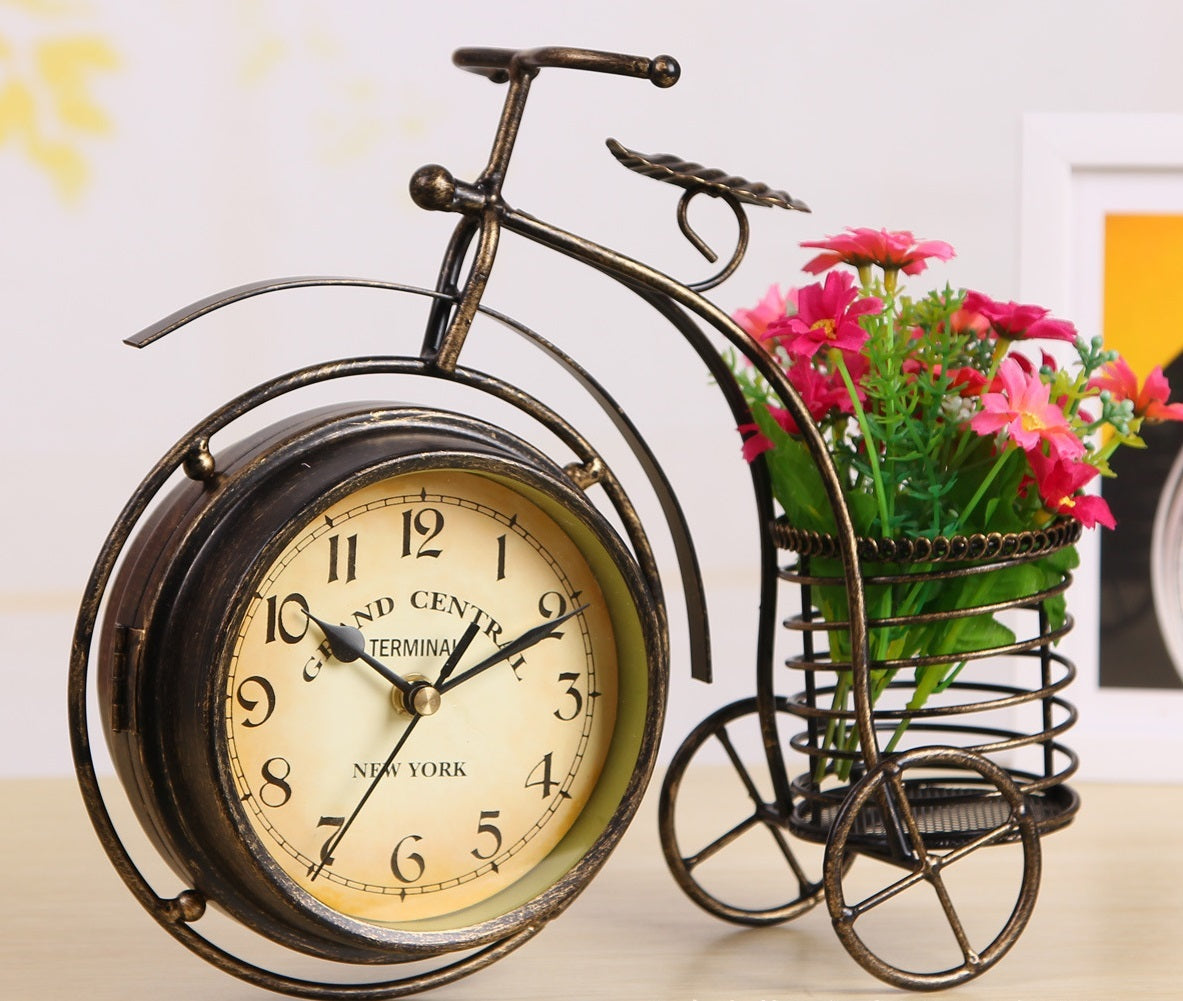 European-style Three-wheeled Bicycle Clock Craft Ornaments