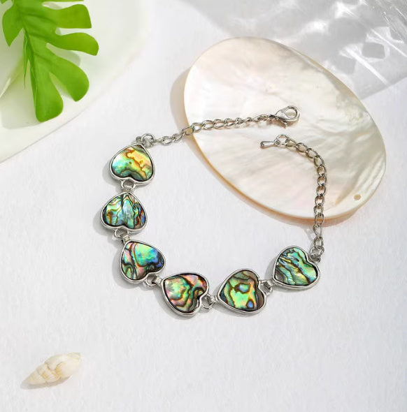 Teardrop-shaped Abalone And Shellfish Bracelet