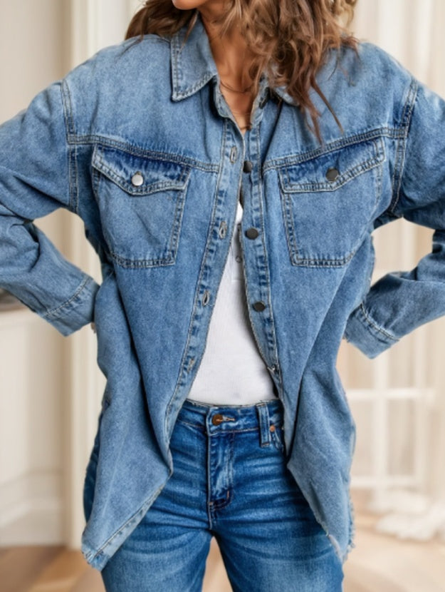 Women'S Distressed Denim Shirt With Raw Hem