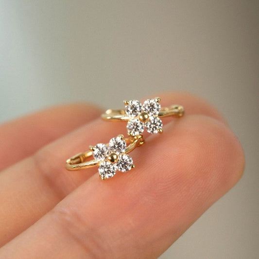 Small And Exquisite Temperament Entry Lux Four-leaf Clover Zircon Buckle Earrings