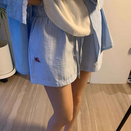 Blue Color With Pinky White Flowers Vertical Striped Hot Pants Women's Wide Leg Shorts