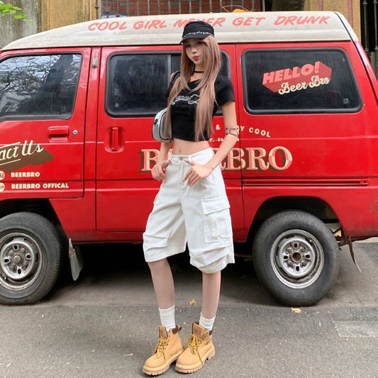 Balti moteriški džinsiniai šortai su aukštu liemeniu – laisvo kirpimo