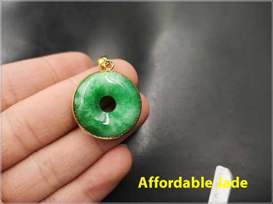 Green Jade Water Drop Pendant