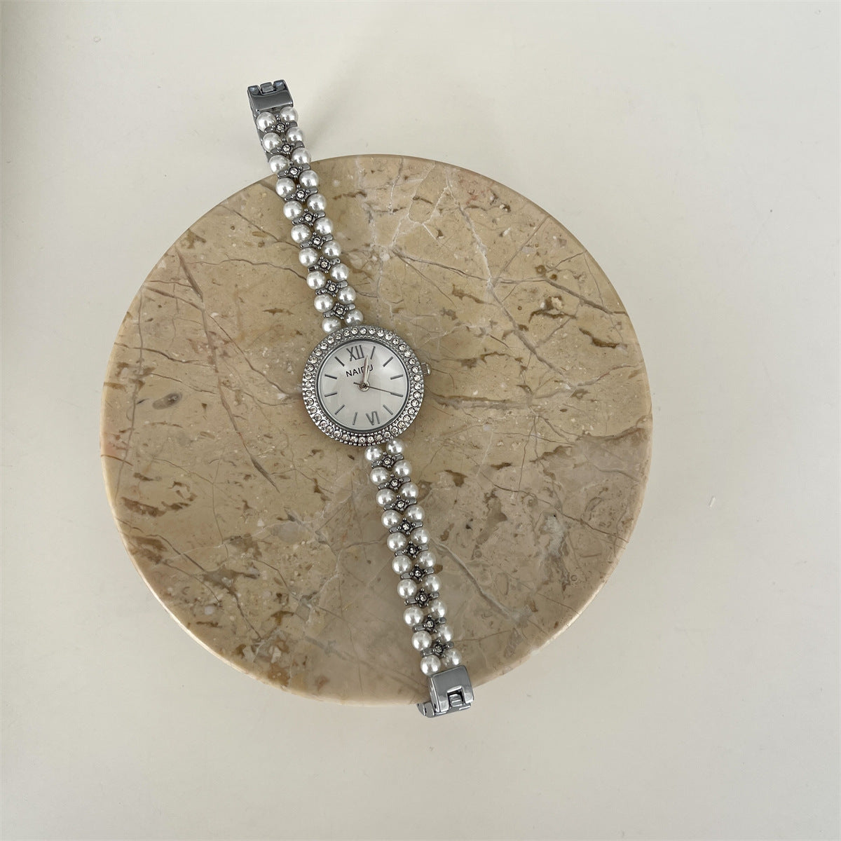 Exquisite Classic Style Good-looking Pearl Bracelet Watch