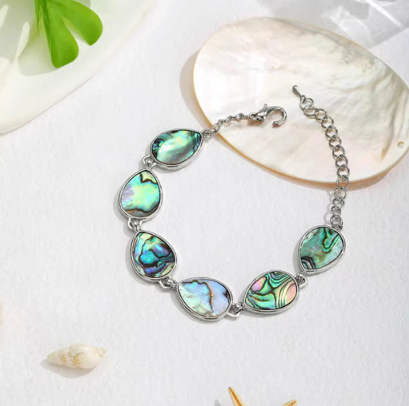 Teardrop-shaped Abalone And Shellfish Bracelet