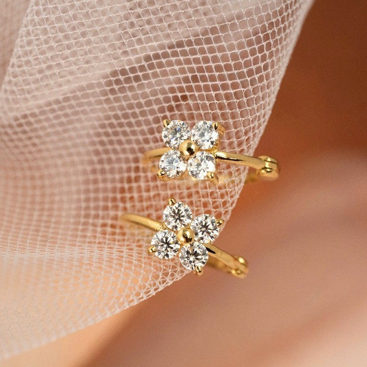 Small And Exquisite Temperament Entry Lux Four-leaf Clover Zircon Buckle Earrings