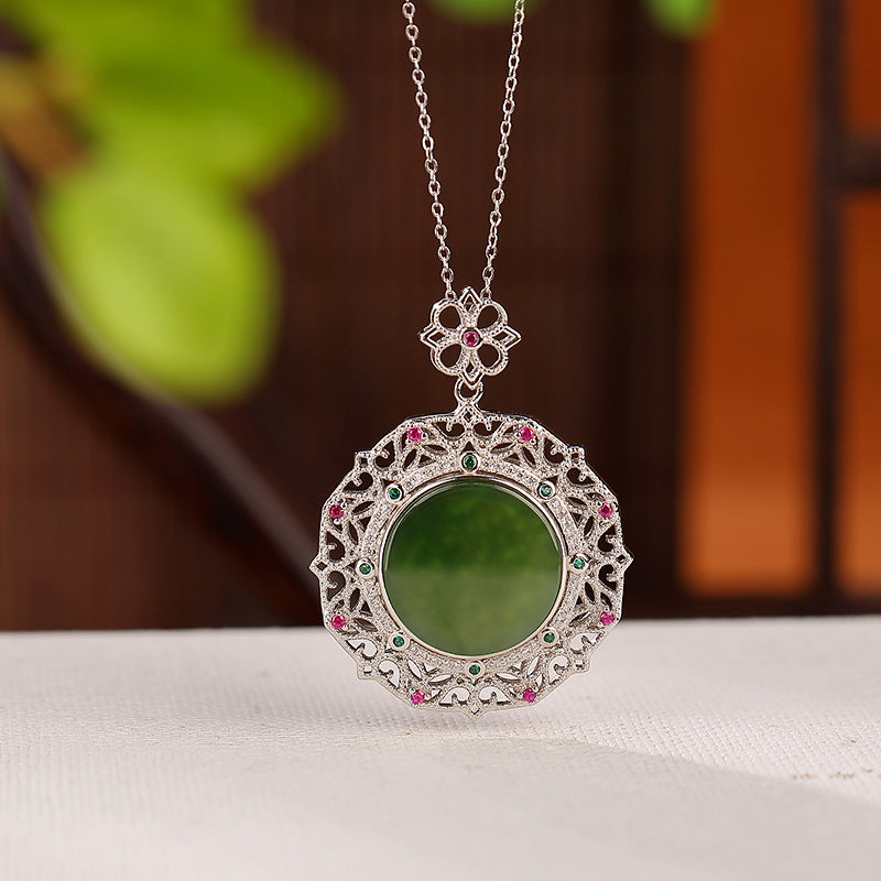 Fashion Pattern Hollow Retro Dignified Pendant