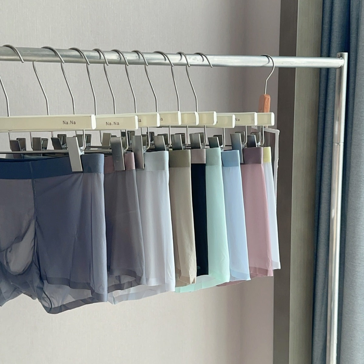 Ultra-thin Nude Color Feel Cool Honeycomb Crotch Antibacterial Seamless Men's Boxers