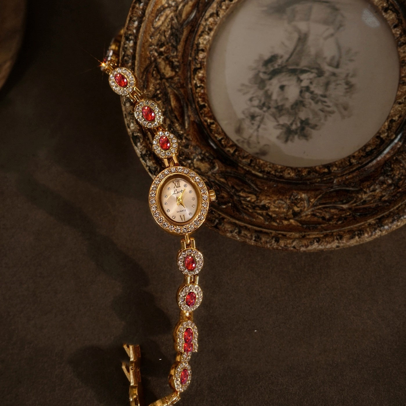 Women's Mid-ancient Oval Colorful Treasure Rainbow Light Luxury Watch