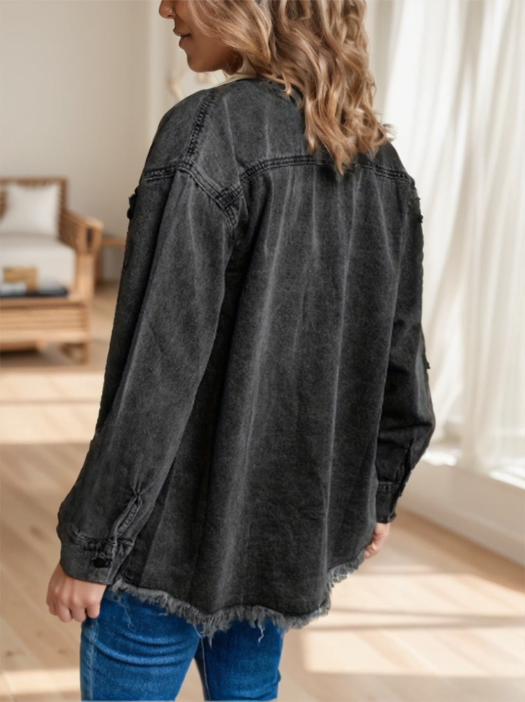 Women'S Distressed Denim Shirt With Raw Hem