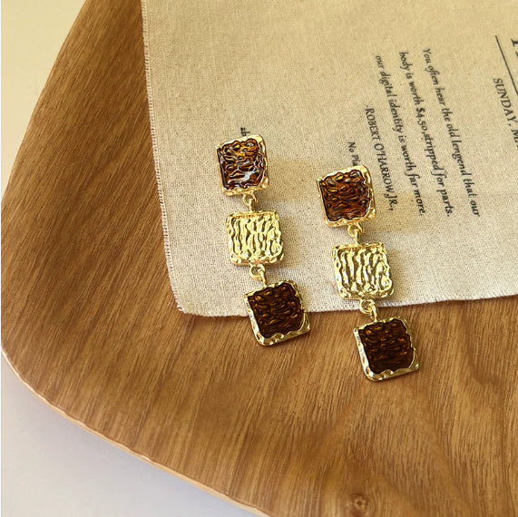 Caramel Baroque Vintage Square Elegant Earrings