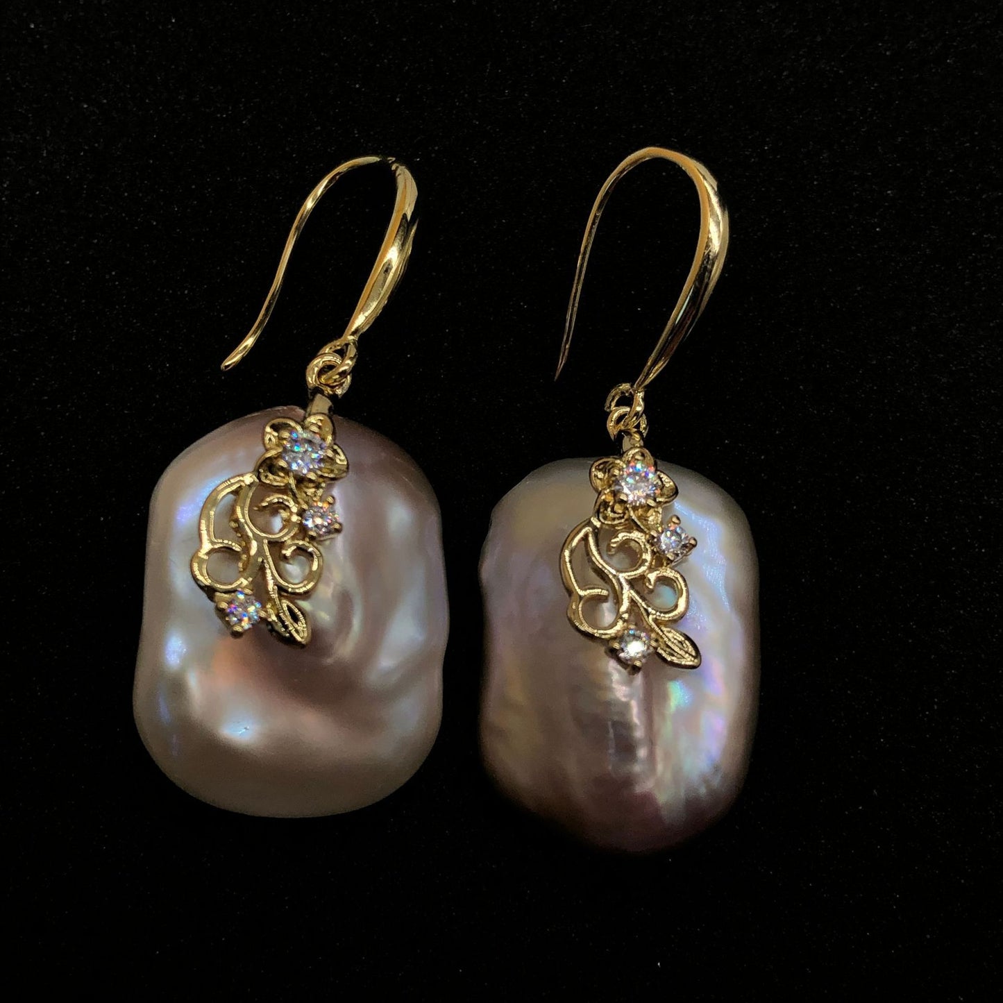 Natural Purple Baroque Pearl Inlaid Flower Copper Plating 18K Real Gold Earrings